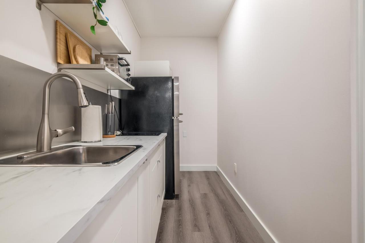Spacious Newly Renovated 1 Bedroom Suite Halifax Exterior photo